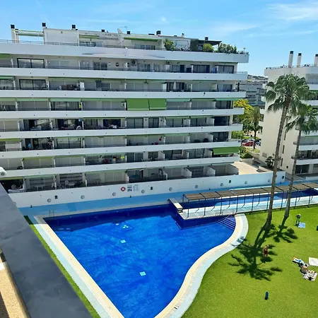 Domuum Holidays Apartman